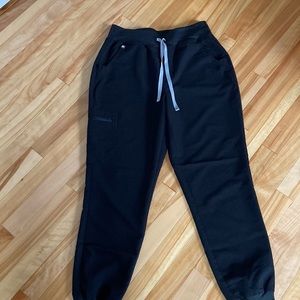 Figs Zamora high waisted scrub bottom.